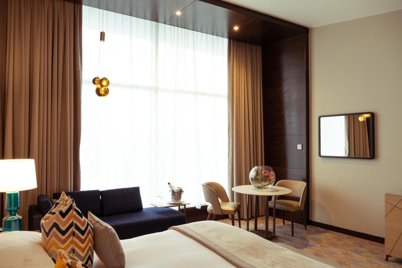 The Lowry Hotel Manchester Esterno foto A room at the hotel